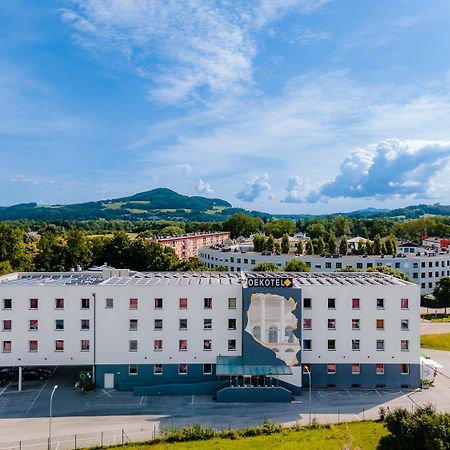 Oekotel Salzburg Messe Salzburgo Exterior foto