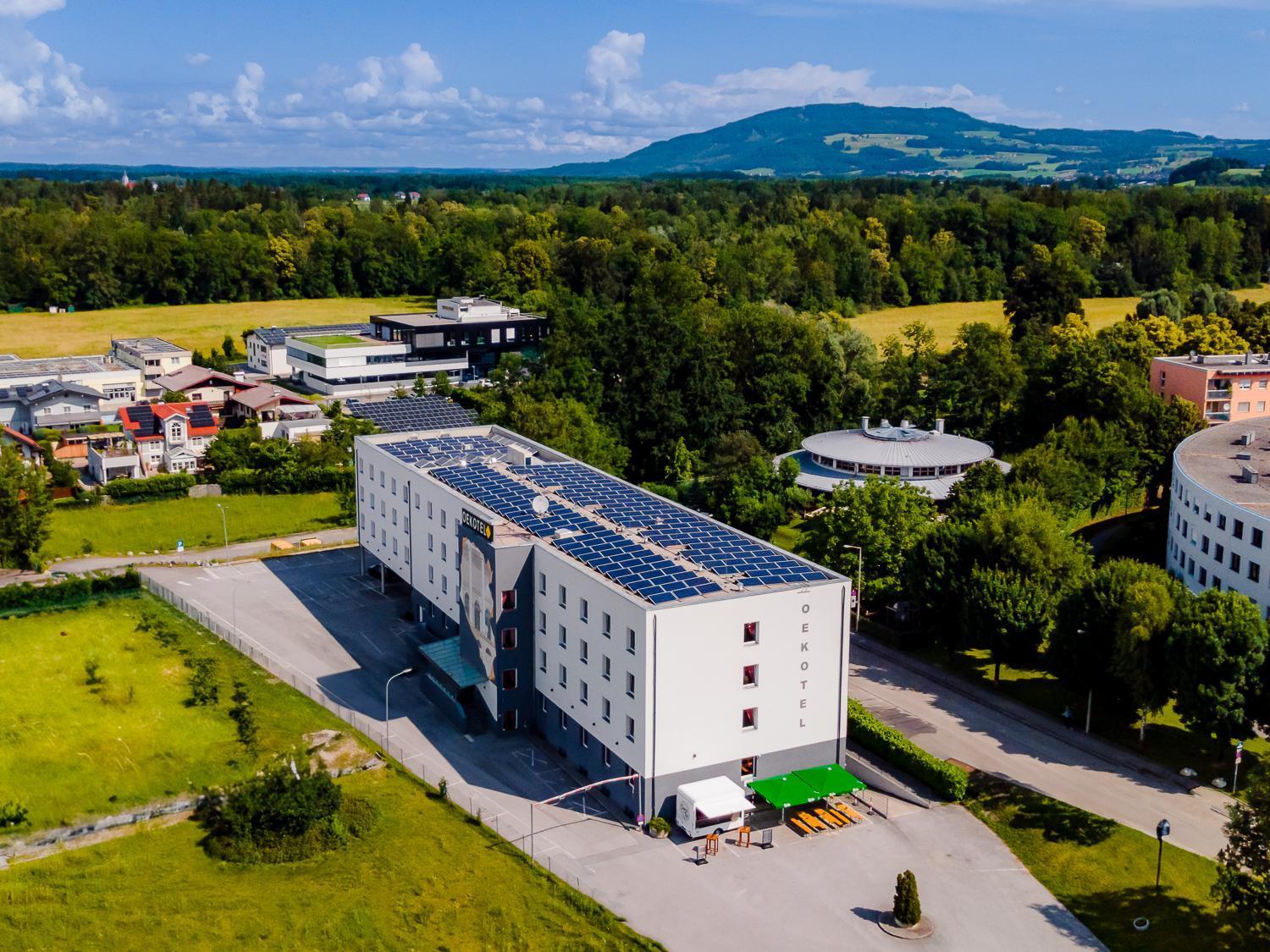 Oekotel Salzburg Messe Salzburgo Exterior foto